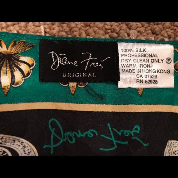 Diane Frez Original Silk Scarf - Picture 4 of 5